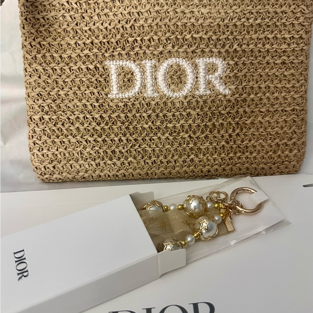Bundled Dior Raffia Wristlet Clutch &  Limited Edition Bag Charm Phone Key Ring - Picture 2 of 10